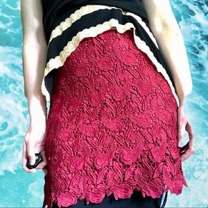 Express Crochet Lace Maroon Mini Skirt with Scalloped Hem, Size 8